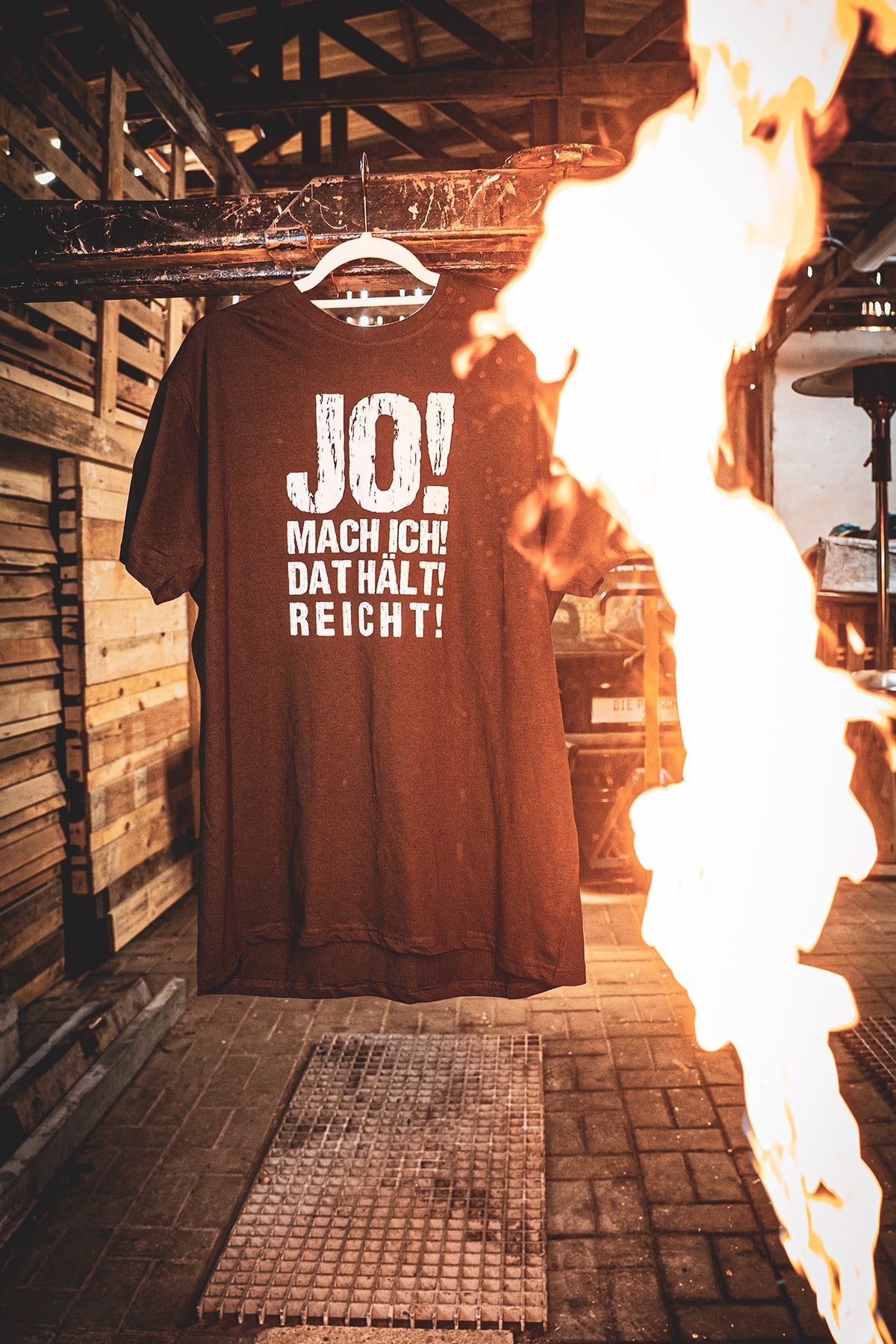JO! MACH ICH! DAT HÄLT! REICHT! - Pfuscher T-Shirt
