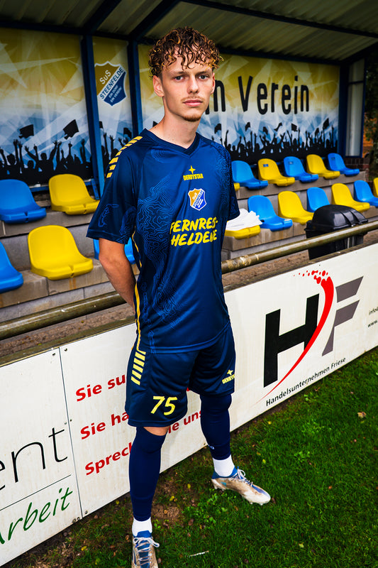 SuS Steenfelde Heimtrikot 2026/27 Mehr als nur ein Trikot. Ein Stück Ostfriesland. Mit Wunsch-Rückendruck.