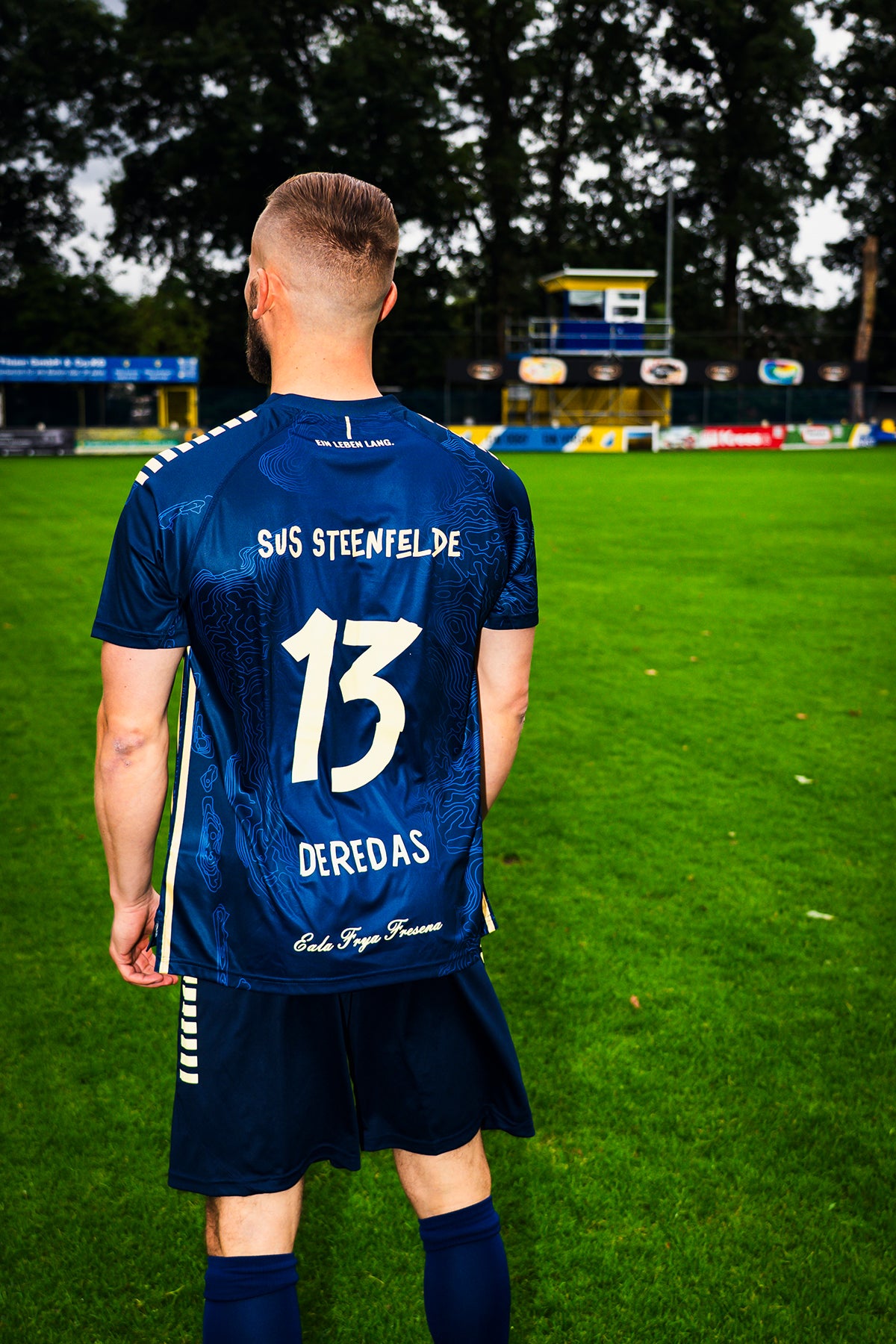 SuS Steenfelde Heimtrikot 2026/27 Mehr als nur ein Trikot. Ein Stück Ostfriesland. Mit Wunsch-Rückendruck.